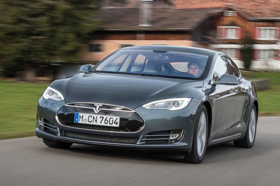  Tesla Model S 60 2012 года  (WW) (фото 4 из 7)